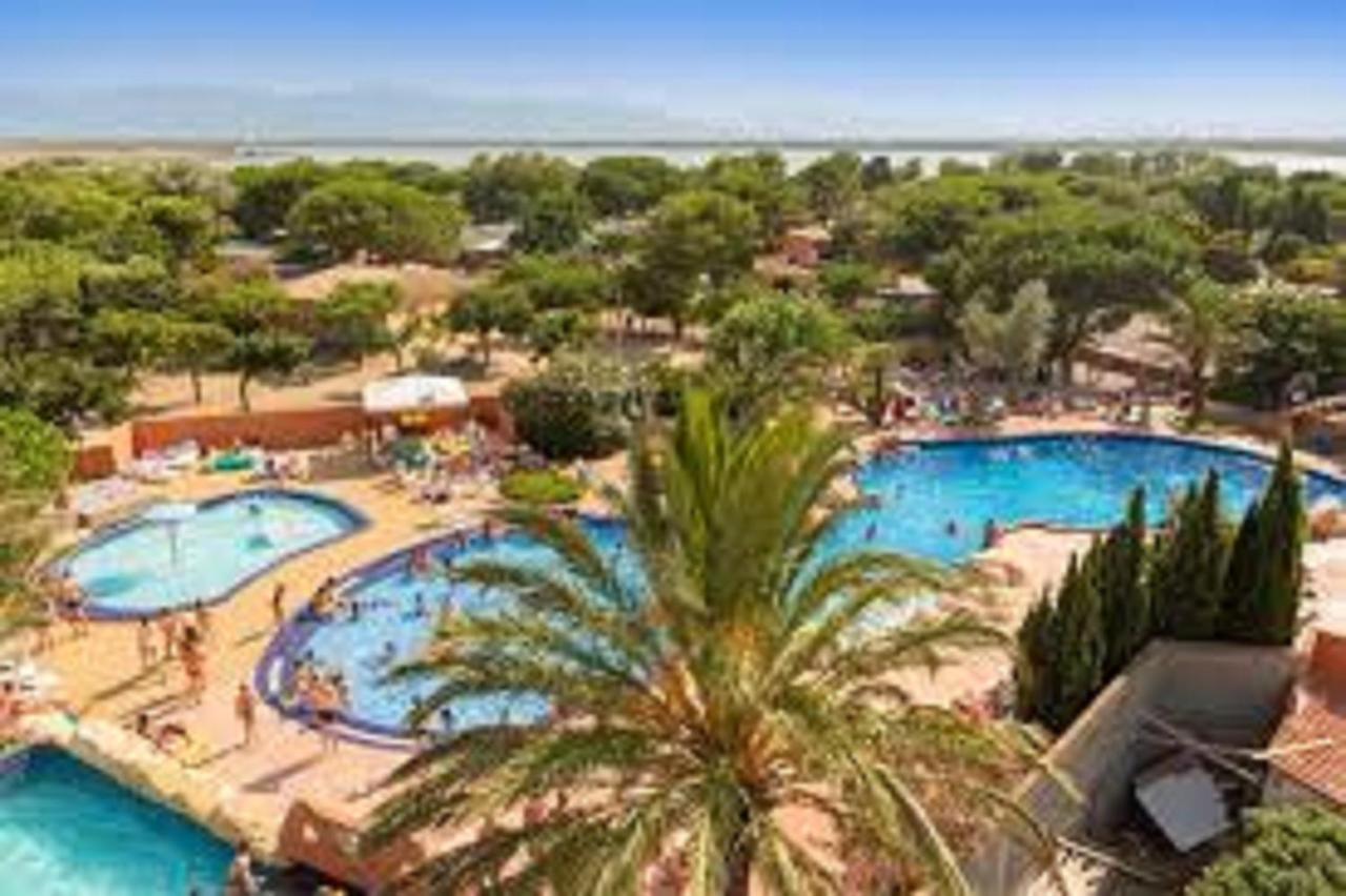 Mhvacances Louent Plusieurs Mobilhomes Dans Camping 4 Etoiles A 200M De La Plage Et Cure Thermale Кане Екстериор снимка